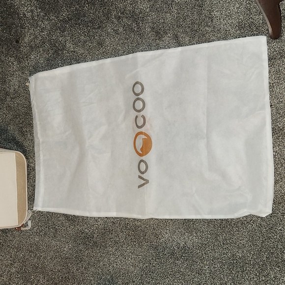 NEW, VERY NICE, NEVER USED VOOCOO Small Pet Carrier Backpack...Cat, Dog, etc. - Picture 15 of 15